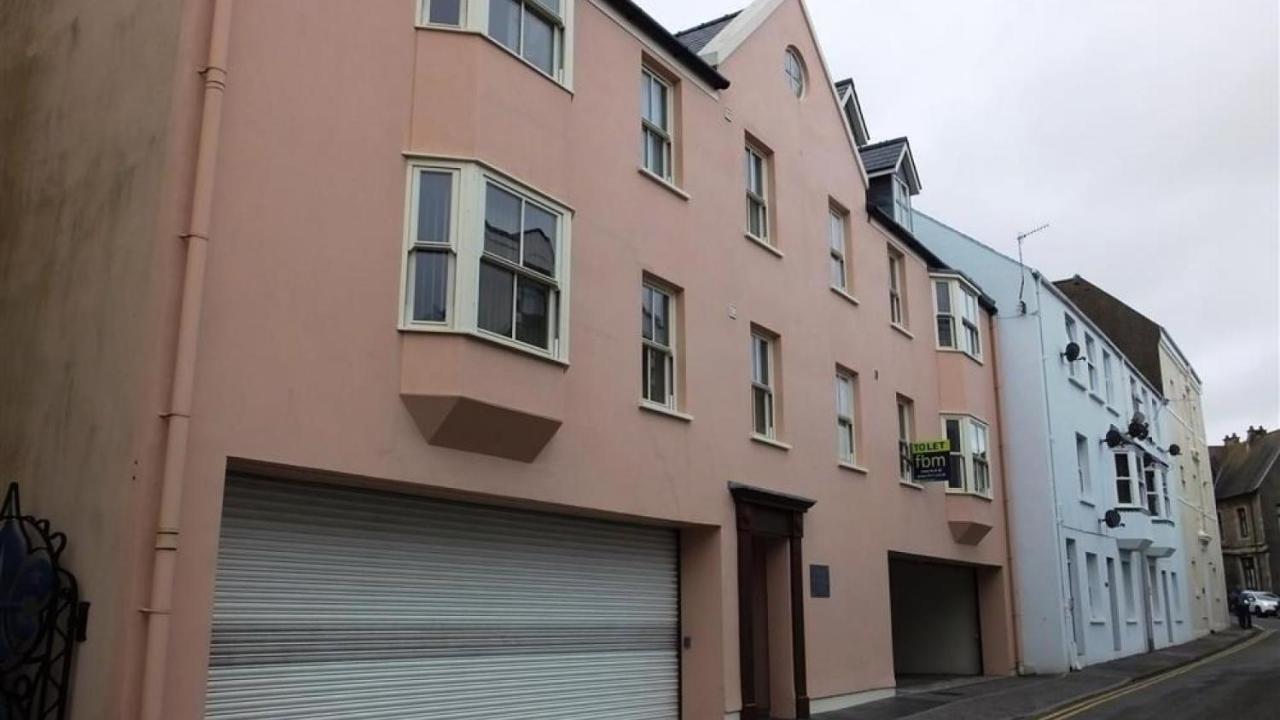 St Nicholas Court 6 Tenby Exterior photo